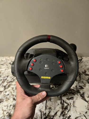 Logitech momo racing force - logitech,